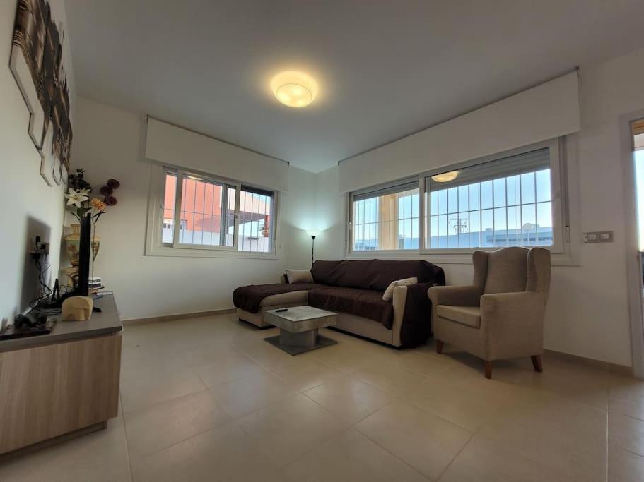 Chalet Adosado Acogedor Busot Alicante Extérieur photo
